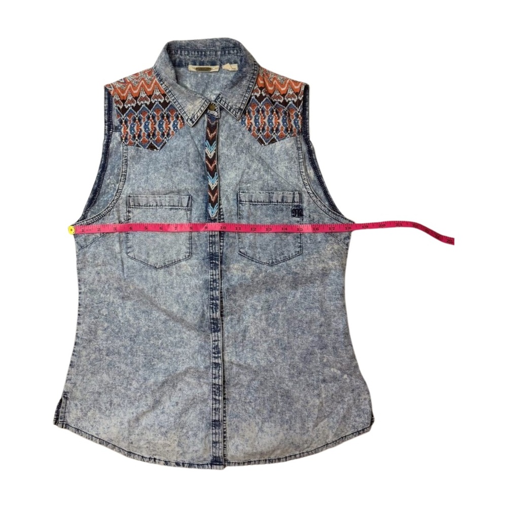 Miss Me Beaded Aztec Trim Denim Vest Women’s Large Blue Sleeveless 100% Cotton - Picture 4 of 13